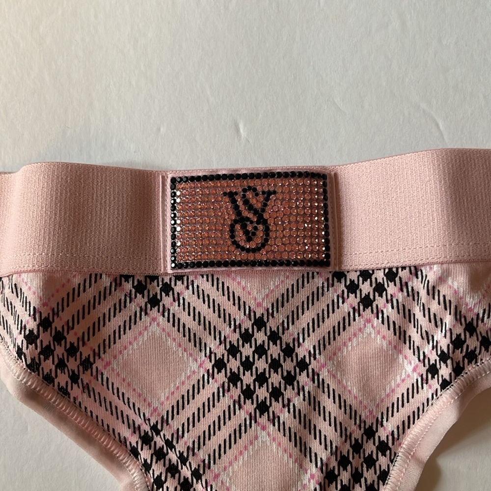 Victorias Secret Logo Cotton Shine Patch Thong Panty Underwear. NWT - Picture 7 of 11